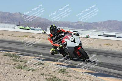 media/Oct-30-2025-Racers Edge (Thu) [[dabbdaf680]]/3-B Group/Session 3 (Turn 15 Inside)/